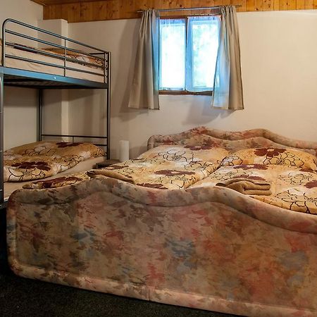 Loučeň Lovecky Hotel Jivak מראה חיצוני תמונה