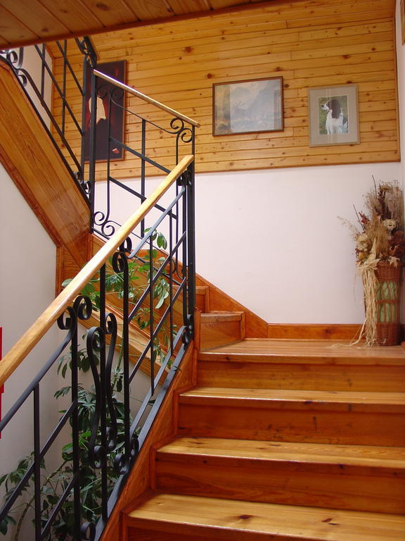 Loučeň Lovecky Hotel Jivak מראה חיצוני תמונה